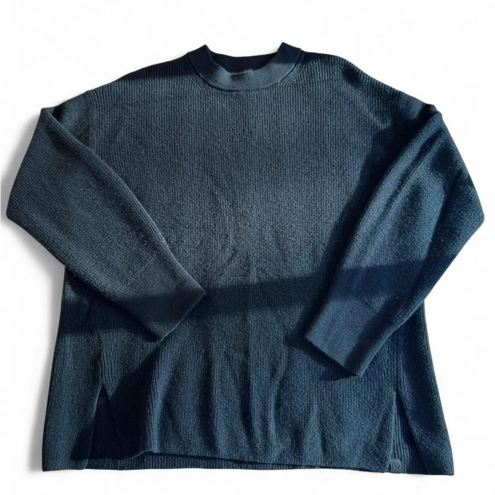 Lululemon Merino Wool Blend Ribbed Crewneck Sweater Black 10
